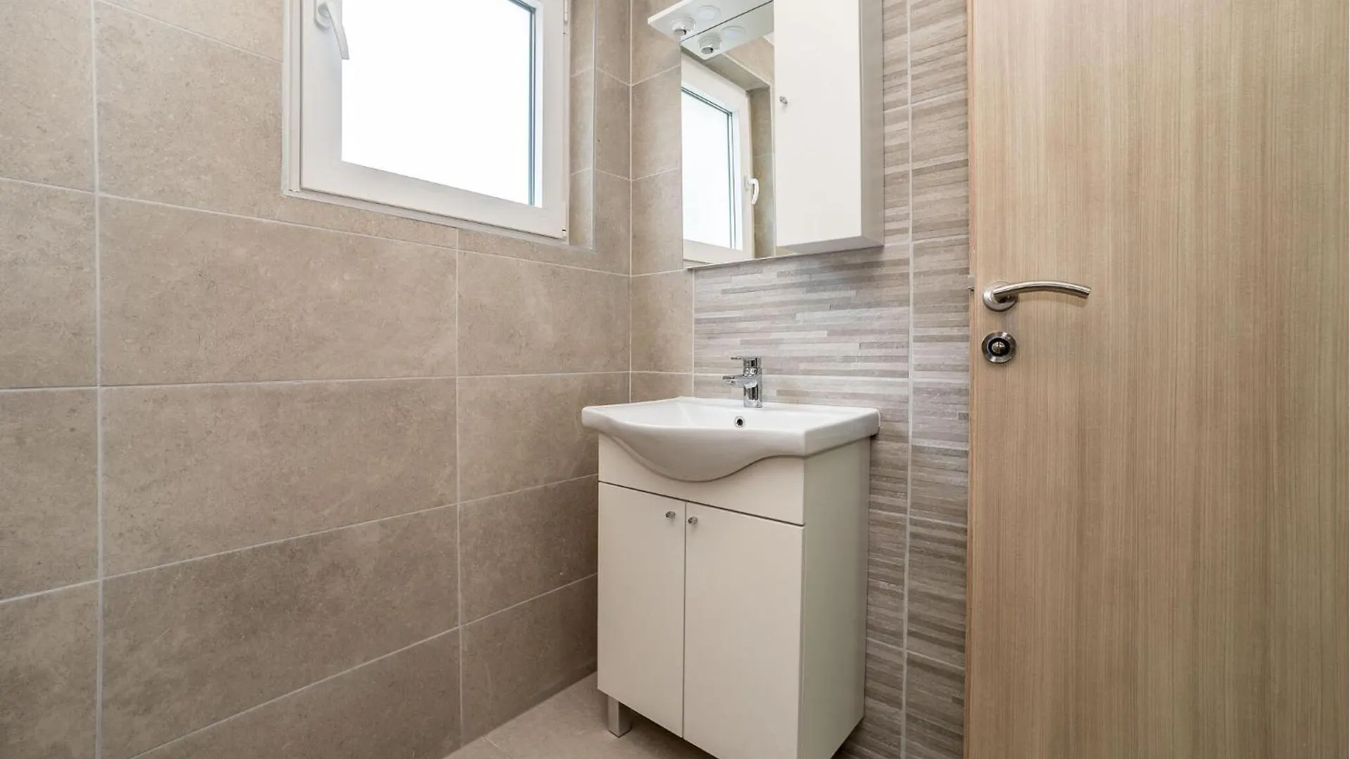 Holiday home Beautiful Home In Karin With Heated Swimming Pool Nadin