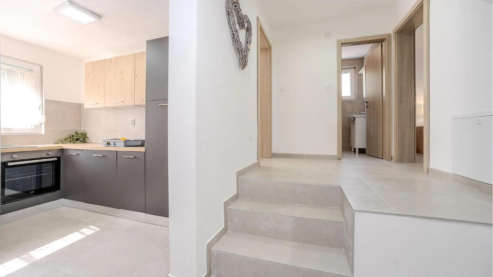Beautiful Home In Karin With Heated Swimming Pool Nadin