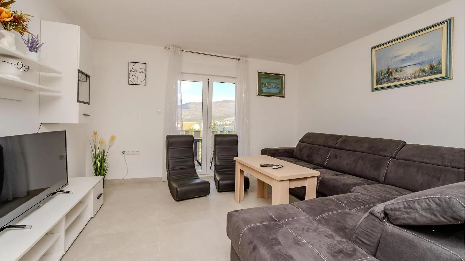 Beautiful Home In Karin With Heated Swimming Pool Nadin 0*,